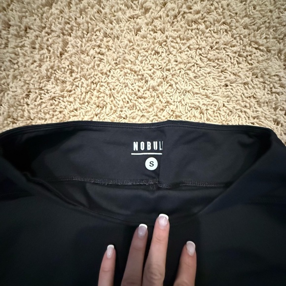 NOBULL Women's midrise Black Bike Shorts - Picture 2 of 3